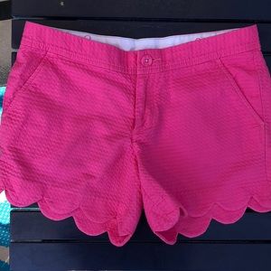 Lilly Pulitzer Pink scalloped shorts